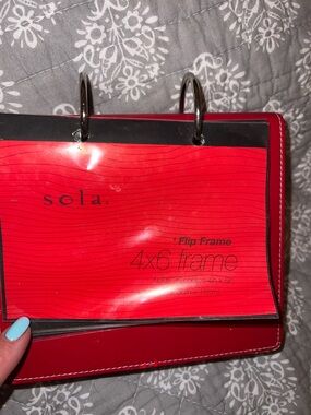 Sola Red Flip Frame Photo Wallet - Compact 4x6 Display